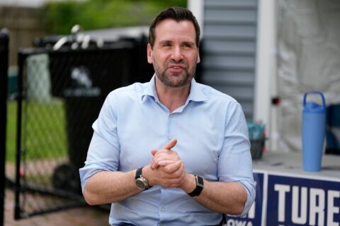 Iowa Democrats to settle a tense Senate primary as the party looks to flip GOP seats this fall