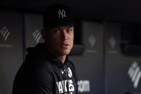 Aaron Judge misses 3rd straight game with bone bruise in rib as Yankees await clarity