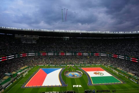 Homophobic chant returns in Mexico’s World Cup match against the Czech Republic