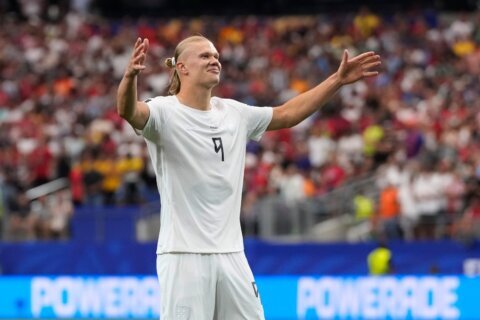 Haaland scores deciding goal as Norway wins its 1st World Cup knockout game, beating Ivory Coast 2-1