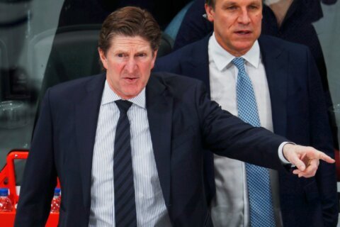 Edmoton Oilers hire Mike Babcock as coach after the NHL clears him following an investigation
