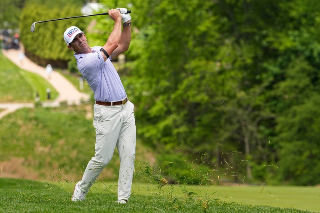 Miles Russell qualifies for the US Open at age 17 with Tiger Woods’ son on the bag