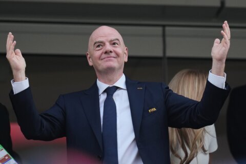 Infantino says FIFA will analyze using hydration breaks at future World Cups
