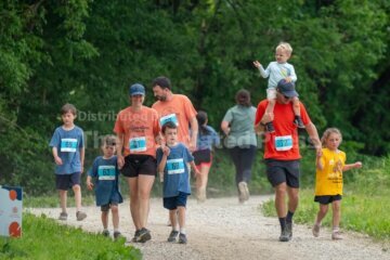 Participants run and compete in the ARI Oxbow Adventure Trek and 5K race