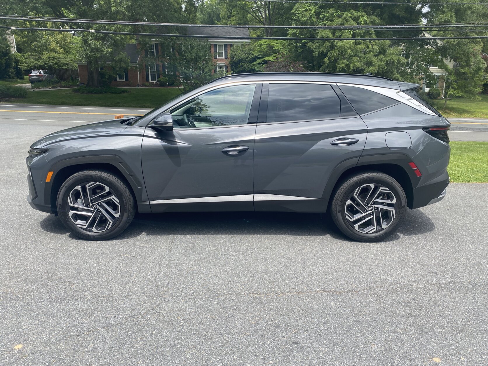 Hyundai Tuscan Hybrid