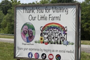 Sign says 'thank you for visiting our little farm"
