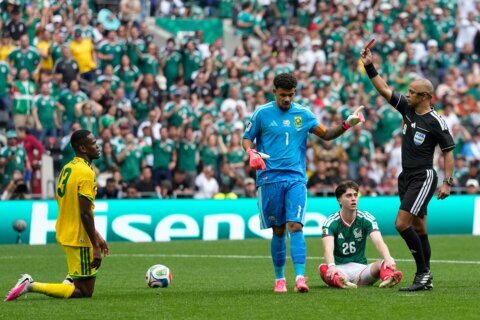 3 red cards mar opening World Cup match between Mexico and South Africa