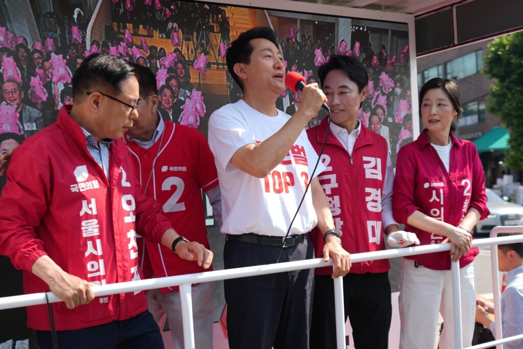 South Koreans vote in local elections seen as a gauge of support after President Lee’s first year