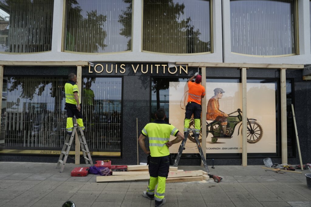 Protesters in Geneva clash with police ahead of the G7 summit in nearby France