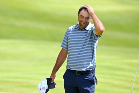 Scottie Scheffler misses out on another sub-60 round and posts 60 for early target at Travelers