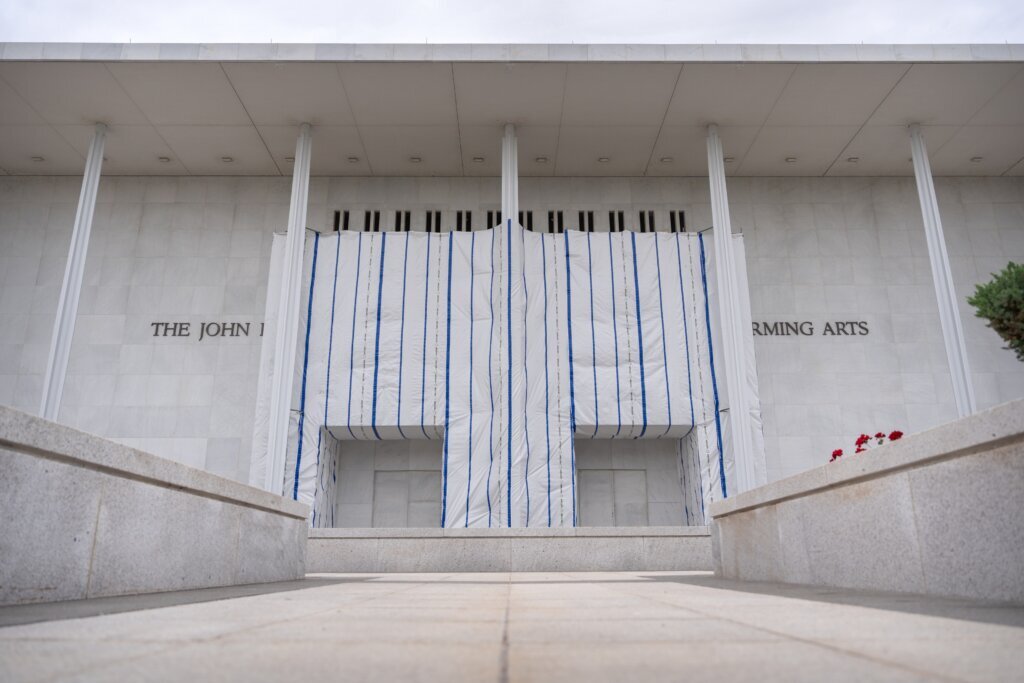 Kennedy Center says it isn’t required to reschedule shows after judge blocks 2-year closure