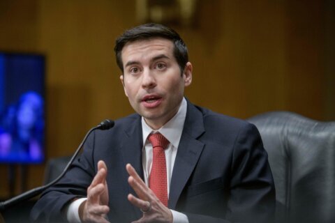 US tells states to deal with unemployment fraud or face penalties