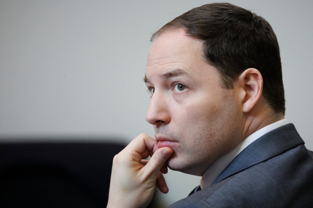 Virginia man gets life in prison for double murder scheme in affair with au pair
