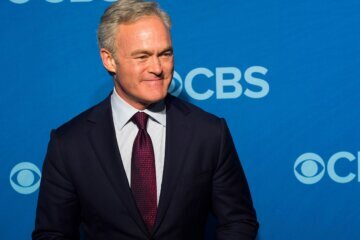 cnn-L19jb21wb25lbnRzL2ltYWdlL2luc3RhbmNlcy9jbXB4YmN0NmMwMDA0M2I2cjFoc2c4bmhr-L19jb21wb25lbnRzL2FydGljbGUvaW5zdGFuY2VzL2NtcHhhZm53NjAwMjAyOHA2aGVzbjY3NDc=-300