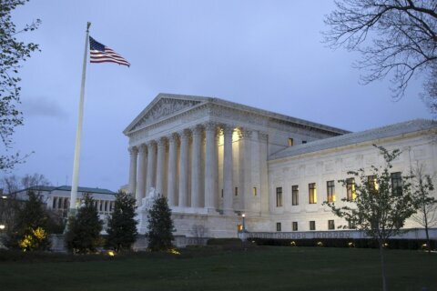 Decisiones pendientes de la Corte Suprema definirán políticas clave de Trump