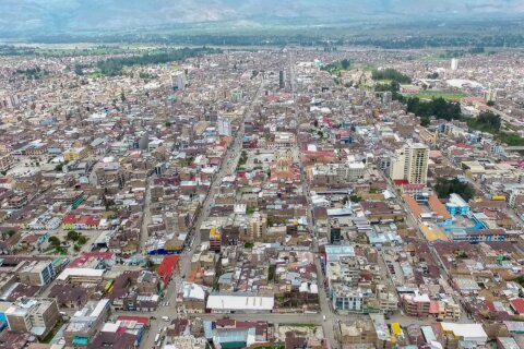 Accidente de autobús en Perú deja al menos 10 muertos y 16 heridos