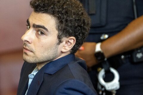 Luigi Mangione recurrirá a defensa psiquiátrica por el asesinato de Brian Thompson