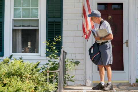 Más de 5,000 carteros de USPS fueron atacados por perros en EEUU; aquí la lista de estados
