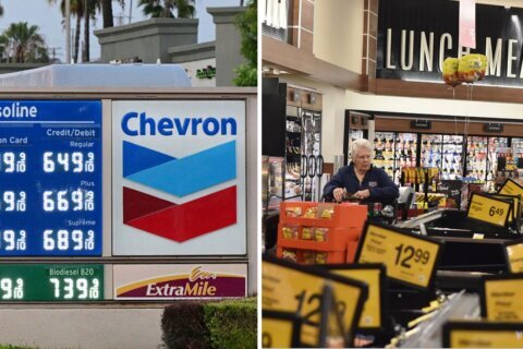 La guerra con Irán podría terminar, pero los altos precios de gasolina, comida y vuelos no