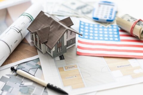 Cámara da luz verde a ambicioso plan para bajar precios de la vivienda; lo envía a Trump