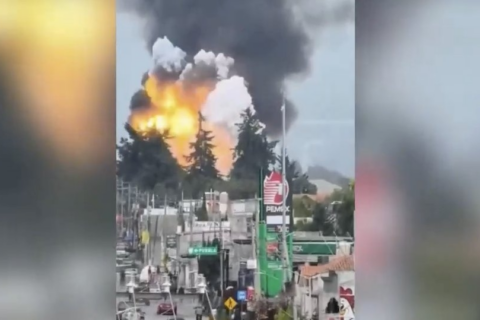 Explosión en una bodega con cuatro tanques de gas en México deja heridos