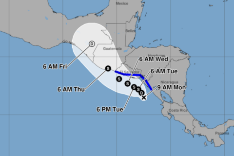 Depresión tropical Cristina se desintegra en el Pacífico