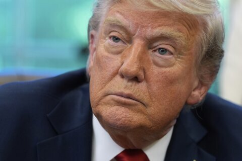 Trump se niega a firmar la ley de vivienda: ¿cómo afecta a quienes buscan comprar o alquilar?