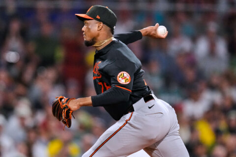 Orioles host the Braves, look to extend home win streak
