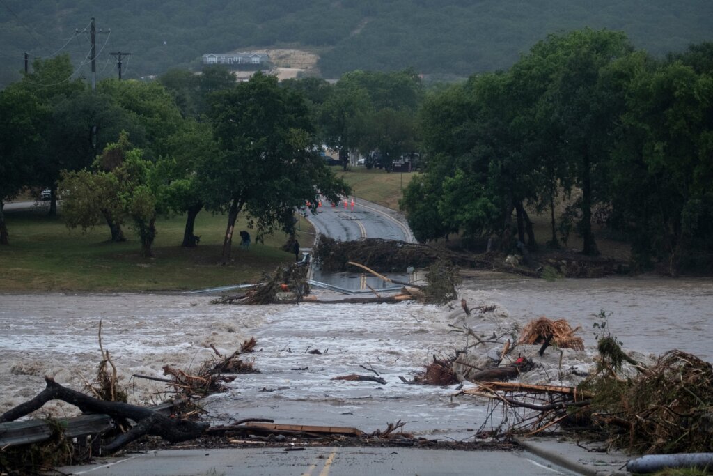 Threat of dangerous flooding continues in Texas while hard-hit areas launch cleanup efforts