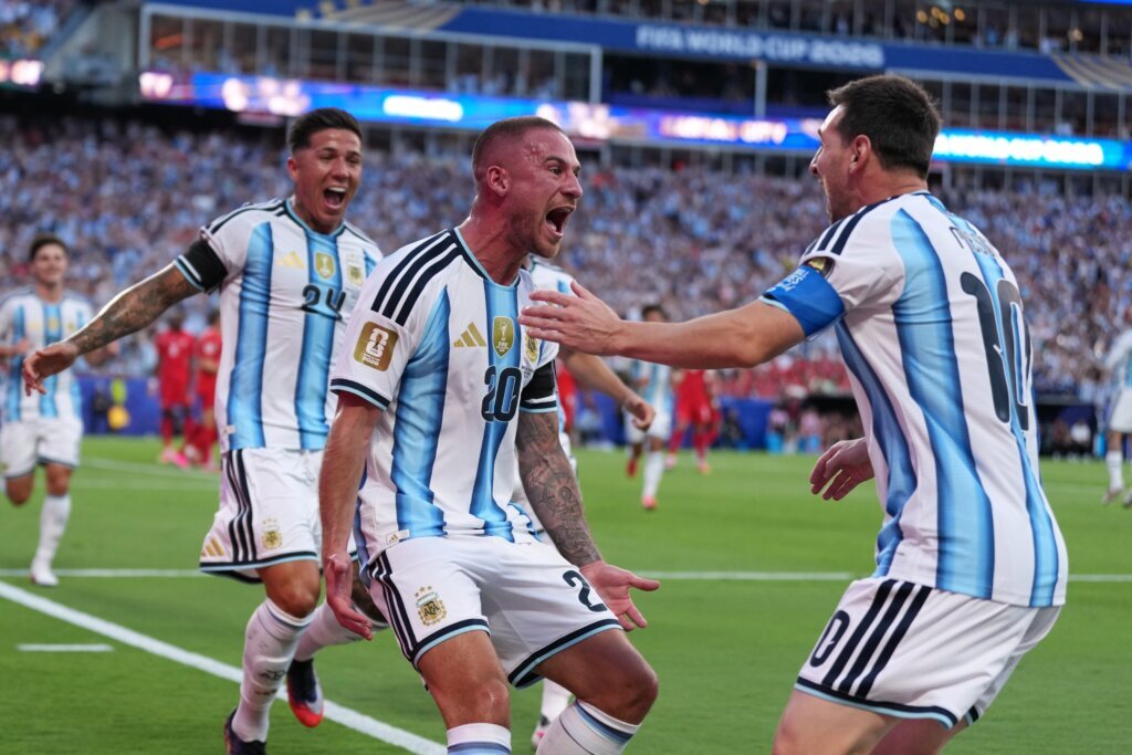 Messi and Argentina take a 1-0 lead over Switzerland into halftime of World Cup quarterfinal
