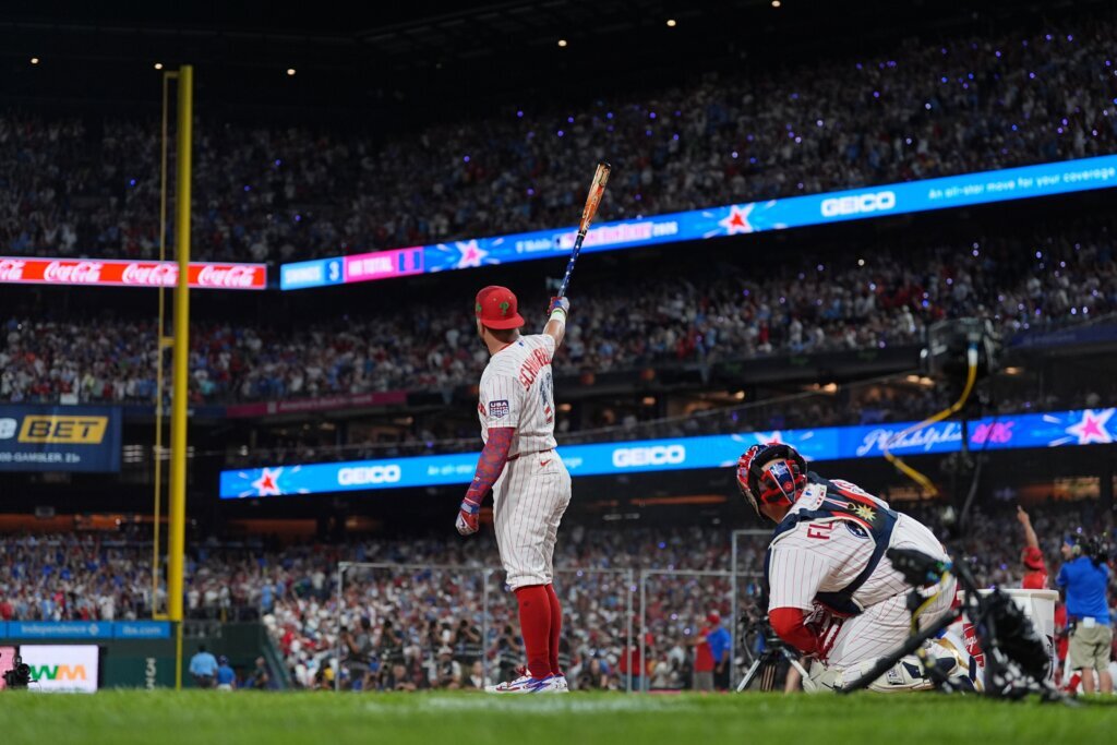Jordan Walker spoils Philly’s Kyle Schwarber party, rallies to win Home Run Derby