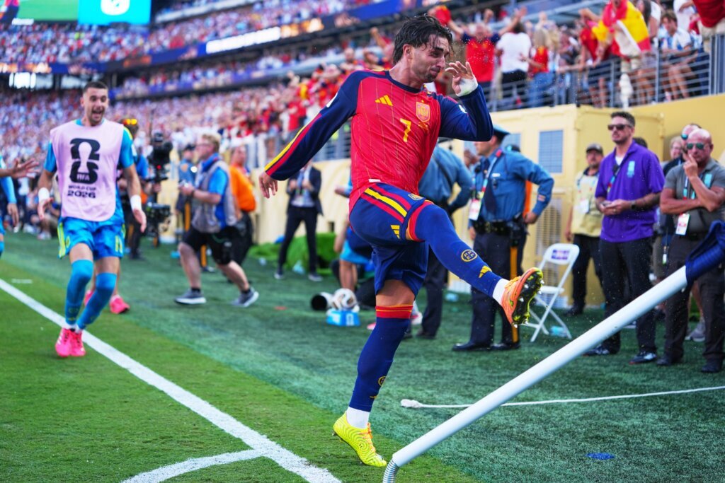 Spain wins the World Cup by beating Argentina 1-0 on Ferran Torres’ goal in extra time