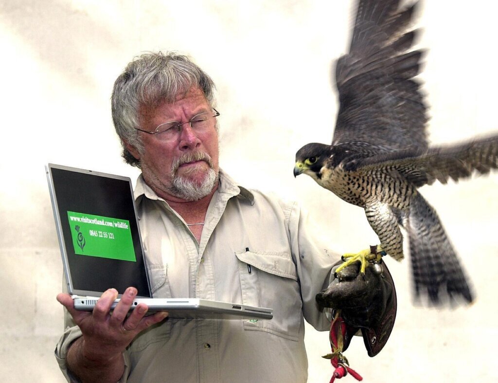 Bill Oddie, wildlife presenter and star of British comedy series ‘The Goodies,’ dies at 85