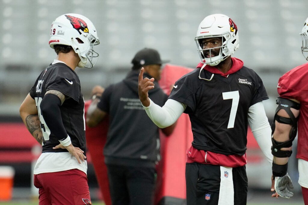 Jacoby Brissett agrees to reworked 1-year deal with Cardinals and is likely Week 1 starter