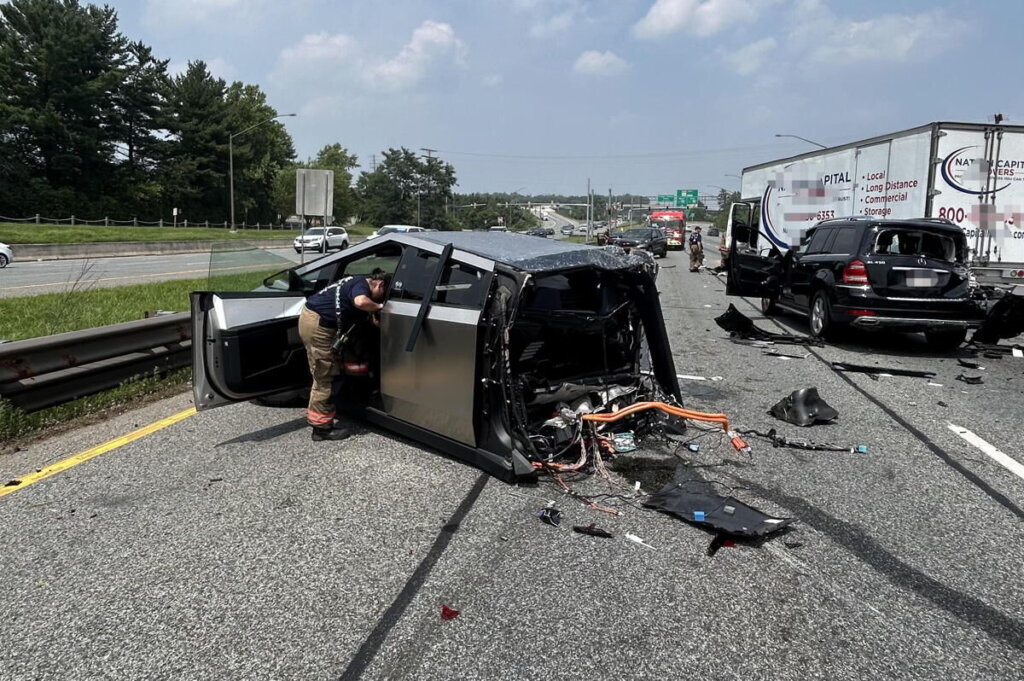 Tesla Cybertruck split in half after 10-car Silver Spring crash