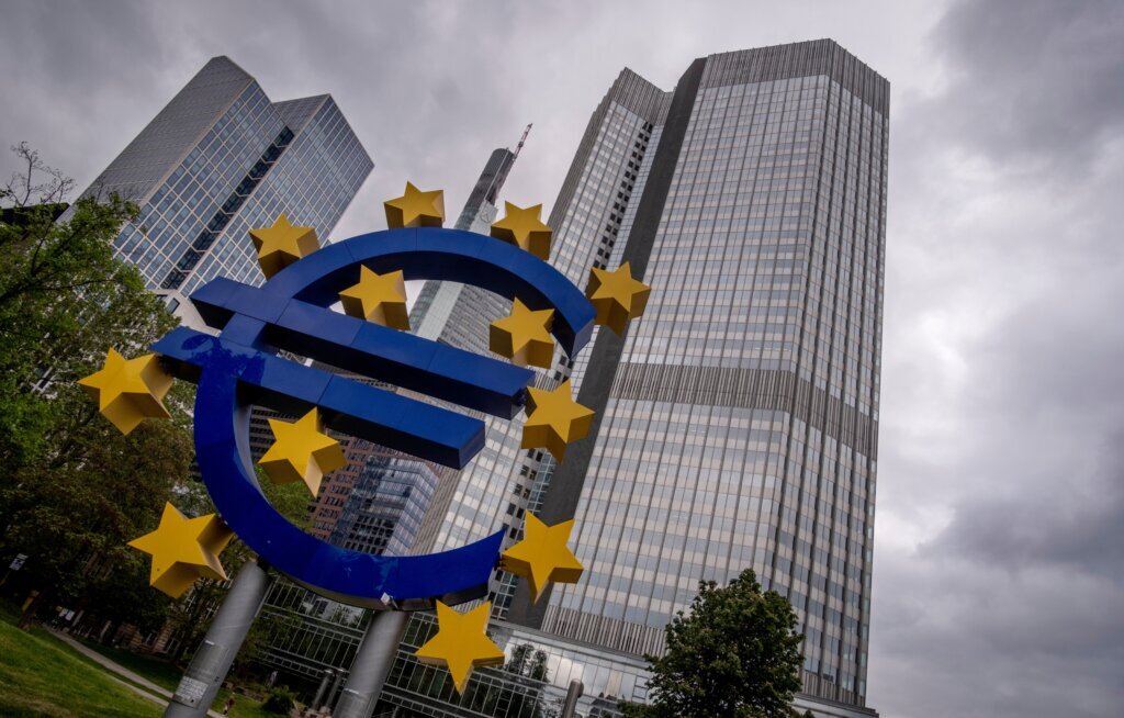 Europe’s central bank holds rate steady amid swings in oil prices