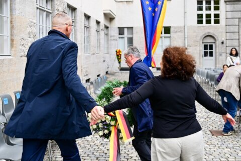 Descendant of Nazi opponent tries to remove far-right party’s wreath at Hitler plot memorial event