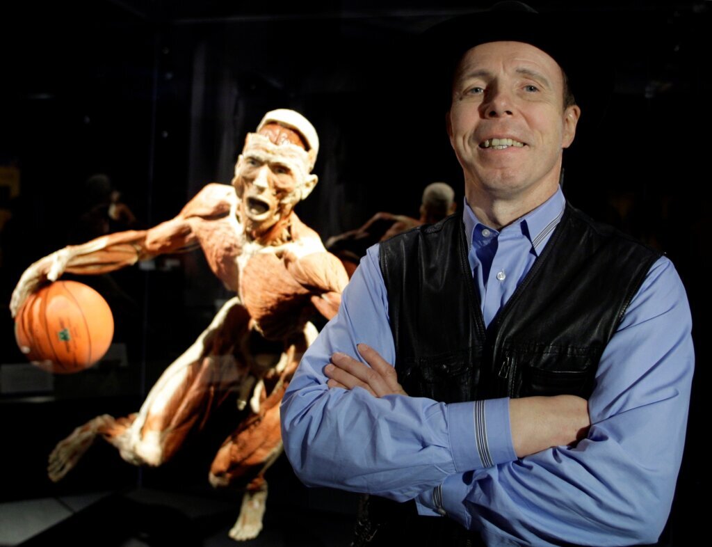 Gunther von Hagens, the German anatomist behind the ‘Body Worlds’ exhibition, dies at 81
