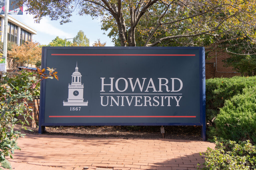 College Finances 101: Expert says keep in close touch with financial aid office