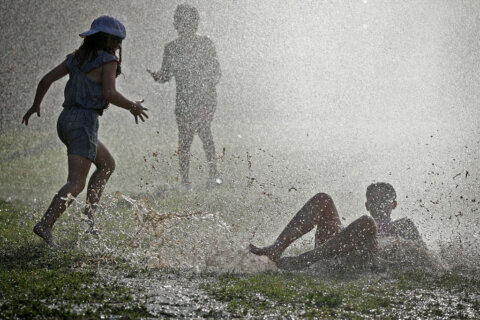 DC area hit with weather alert as highs could top 100