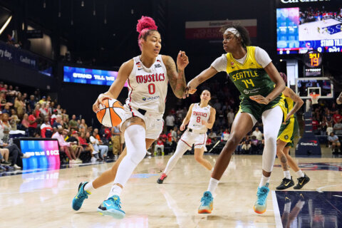 Shakira Austin scores 10 of her 27 points in the 4th quarter as the Mystics beat the Storm 84-79