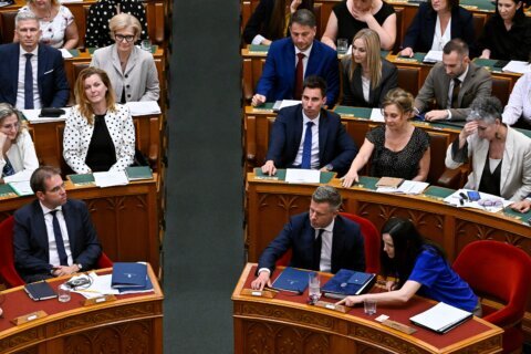Hungary passes constitutional amendment to remove Orbán-era president