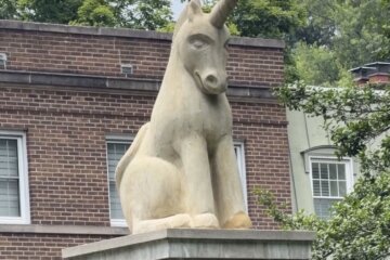 Today's episode of "Matt About Town" takes us to Unicorn Lane NW (yes that's an actual street!) to learn more about two markers that are the only ones of their kind in the District; unicorns both literally and figuratively speaking.