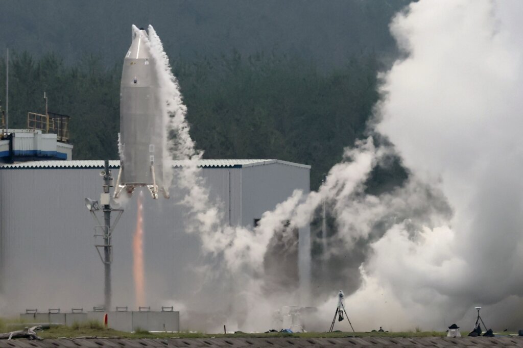 Japan’s space agency conducts first test flight for experimental reusable rocket