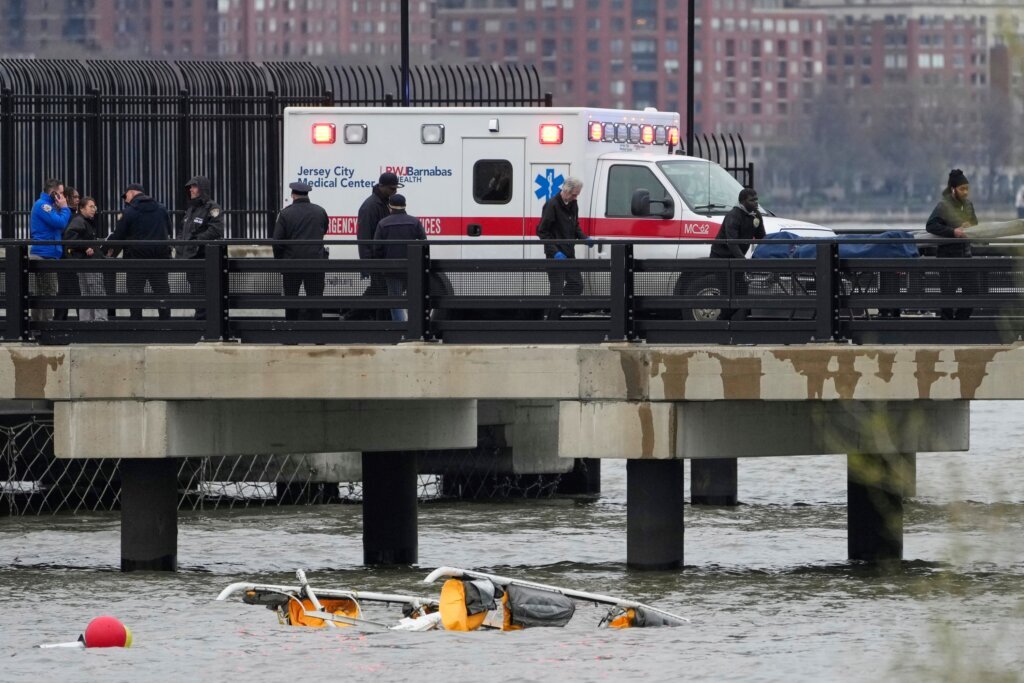 An NYC helicopter that crashed and killed 6 last year shows signs of bird strike, NTSB says