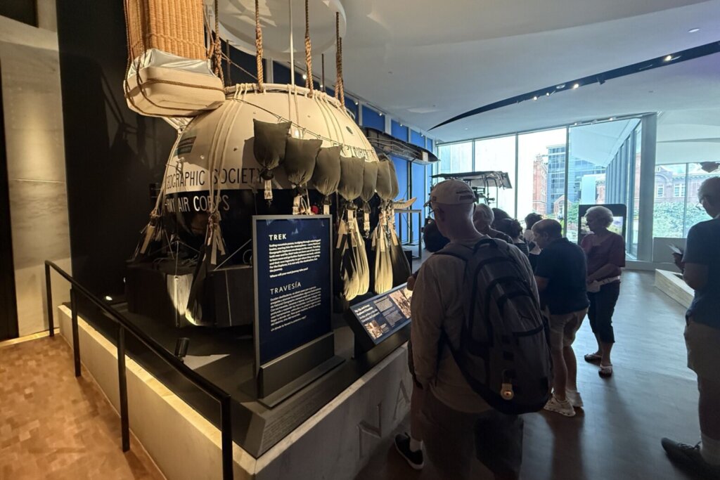 Dinosaurs, moon rocks and explorers await at National Geographic’s new museum