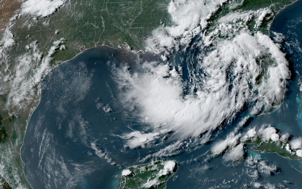 tormenta tropical
