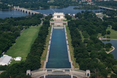 Reflecting Pool being drained – again – as Trump administration tries once more to fix DC landmark