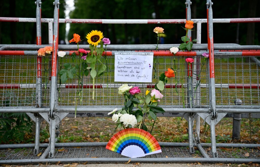 Alemania dice que ataque en fiesta del Orgullo de Berlín fue terrorismo islámico
