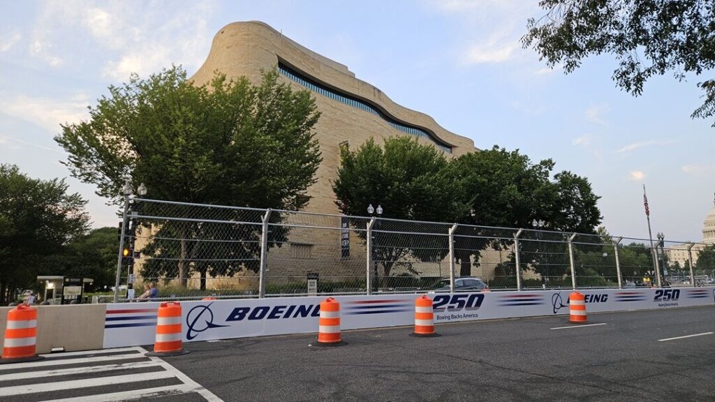 Preservationists raise concerns about Freedom 250 Grand Prix’s damage on historic murals